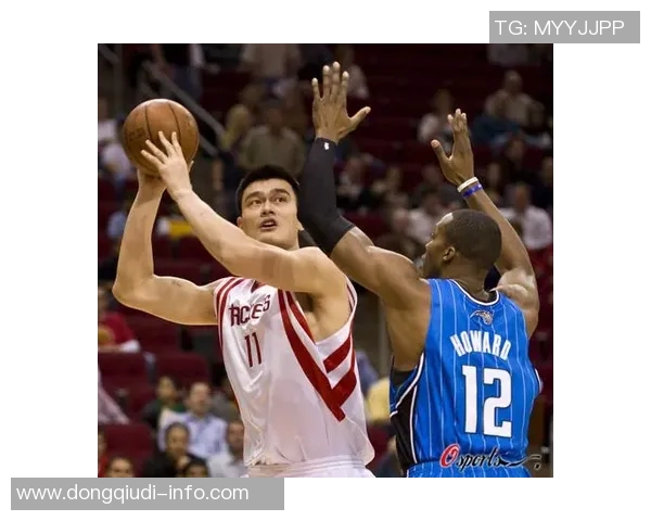 姚明与肖华的对决：篮球巨星与联盟掌舵人的巅峰较量