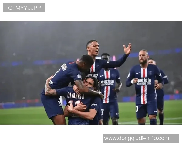 足总杯激战巴黎圣日耳曼与波尔图战成平局转会传闻引发全场热议